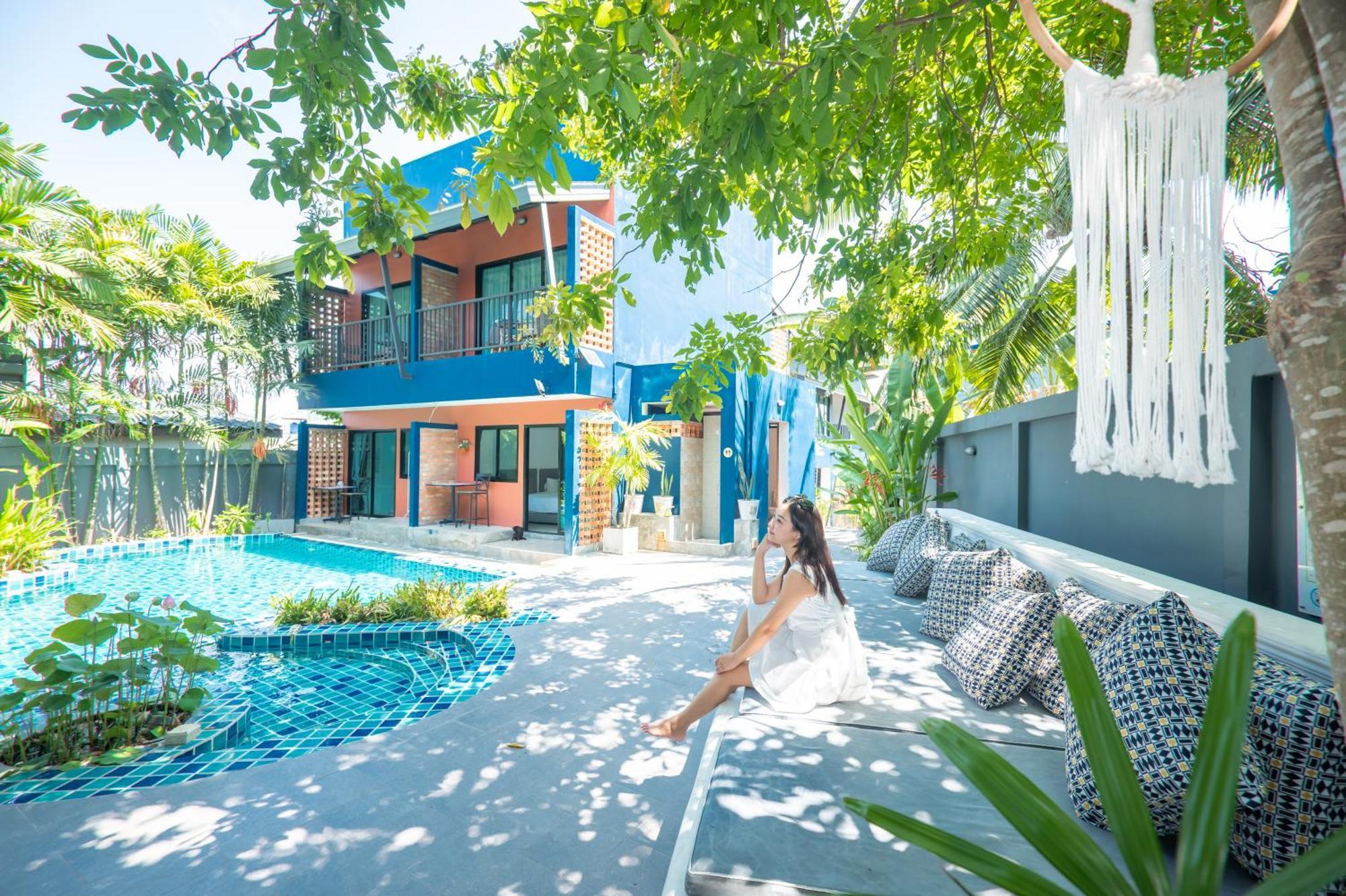 Kraam Silhouette Hotel And Cafe Phuket Chalong Esterno foto