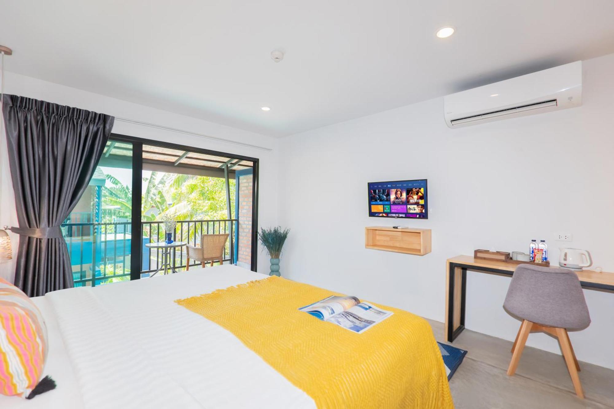 Kraam Silhouette Hotel And Cafe Phuket Chalong Esterno foto